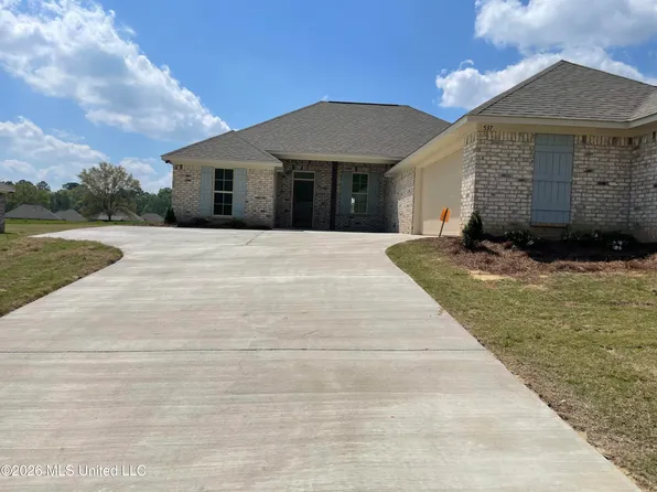 537 Patrick Farms Dr, Pearl, MS 39208