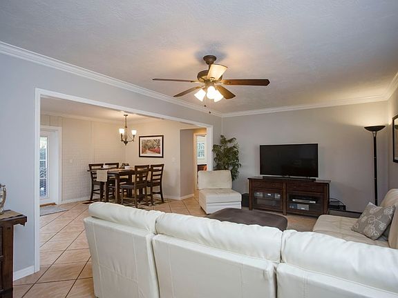 4th image of 3406 S Omar Ave