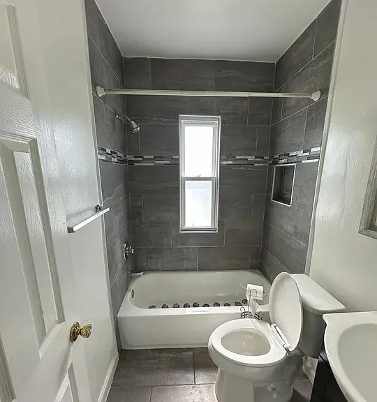 3337 Clay St NE — Photo 15
