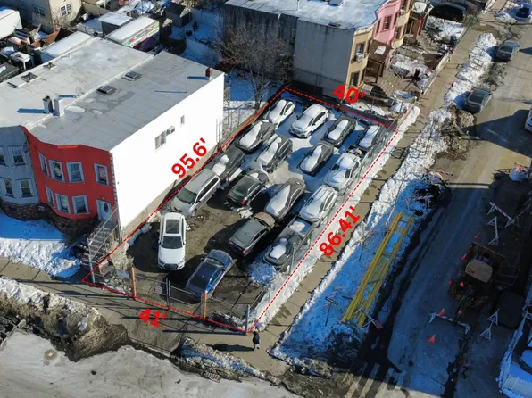 16826 Liberty Ave, Jamaica, NY 11433