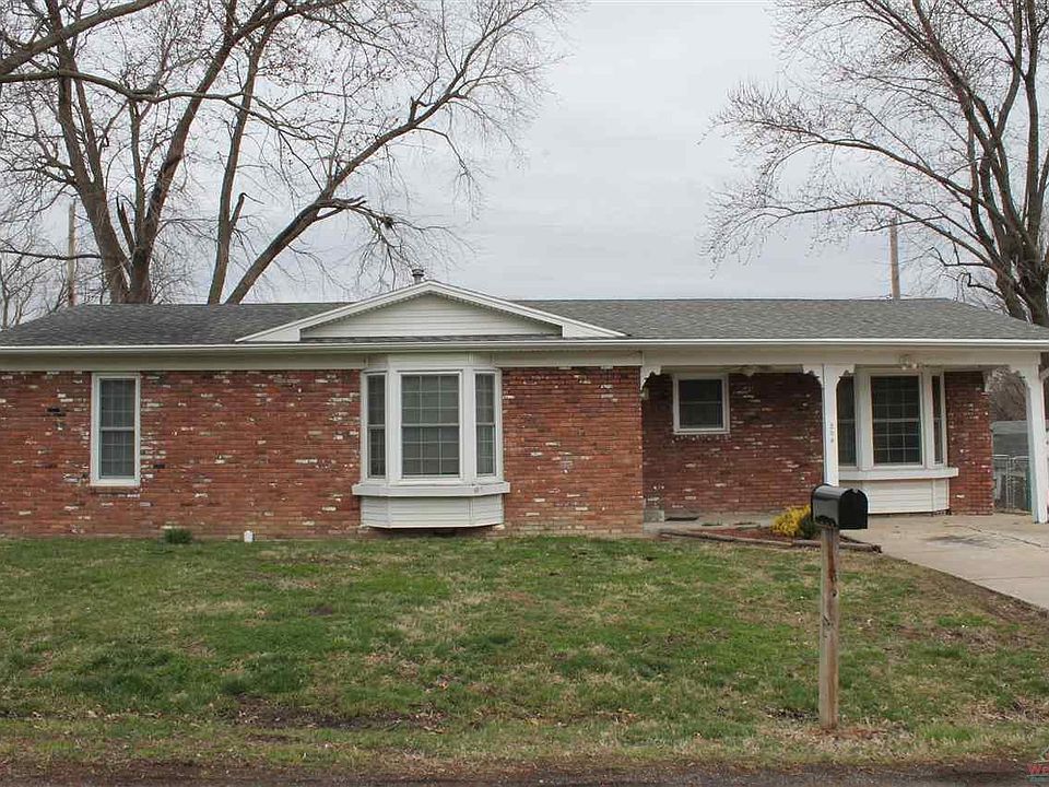1st image of 209 Carlene Dr