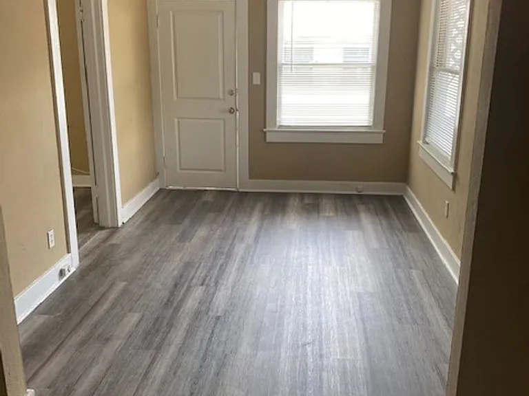 735 N Westmoreland Dr — Photo 13