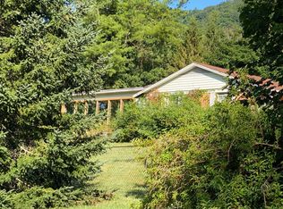 47 Routier Hill Rd, Hot Springs, VA 24445