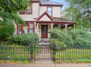 212 E University Ave, Champaign, IL 61820