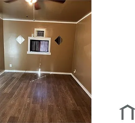 403 E Flora St — Photo 3