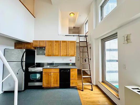 Rented by Metropolitan Property Group | media 11