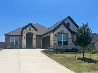 175 Azalea Aly, Castroville, TX 78009