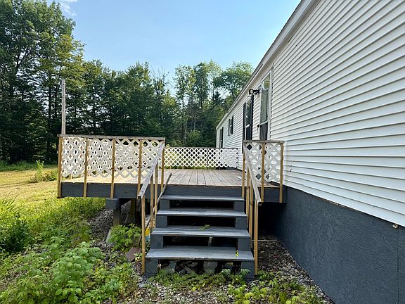 3rd image of 118 Jims Hill Rd