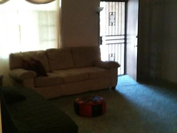 2nd image of 712 Valencia Dr SE