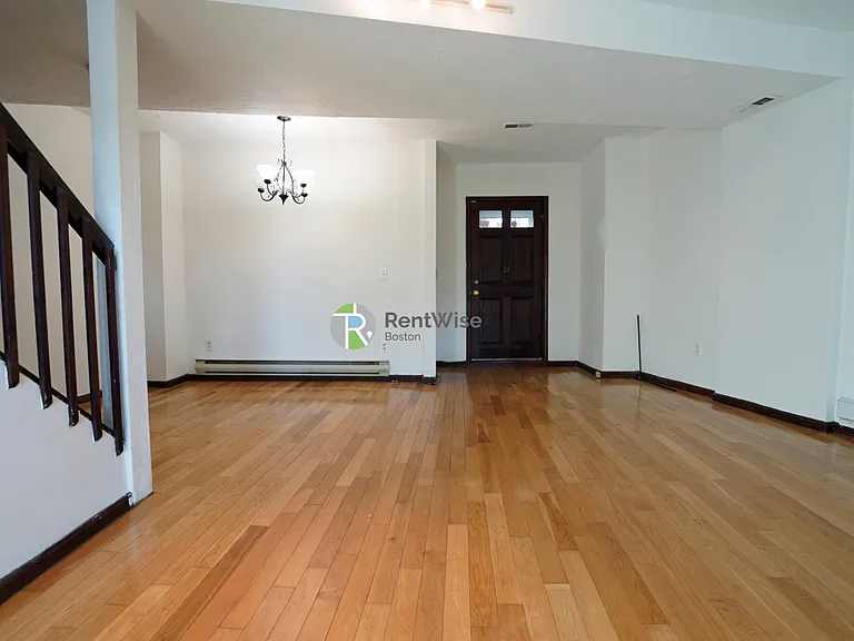 89 Sheridan St #3 — Photo 4
