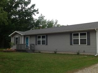 1114 Lincoln Dr, Lake Isabella, MI