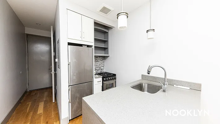 Rented by Nooklyn NYC LLC | media 28
