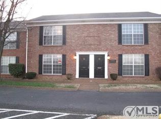 114 Canfield Pl STE B8, Hendersonville, TN 37075