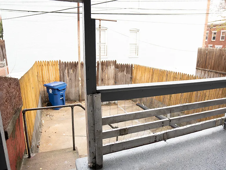 2704 Edmondson Ave — Photo 7