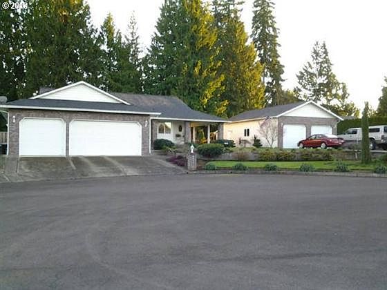 1st image of 4411 NE 115th St