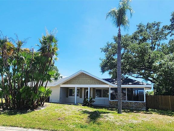 2nd image of 2494 Del Rio Way
