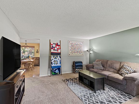 3rd image of 5315 N Driscoll Blvd