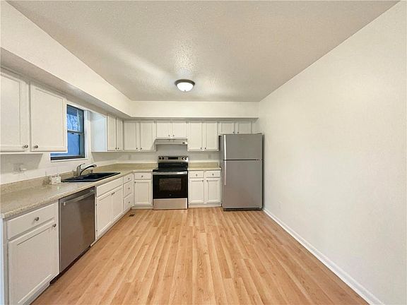 2nd image of 5348 N Cambridge Ave