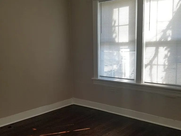 11 W Princeton Cir — Photo 15