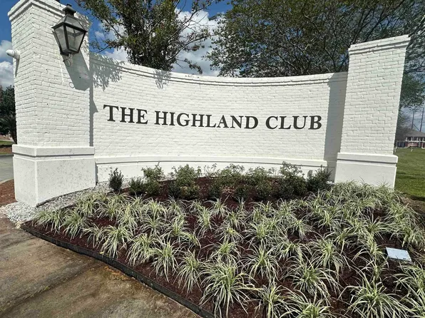 9504 Country Lake Dr, Baton Rouge, LA 70817