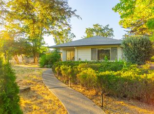 1511 Willowside Rd, Santa Rosa, CA 95401