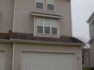 2310 Alan Dr, Valparaiso, IN 46383