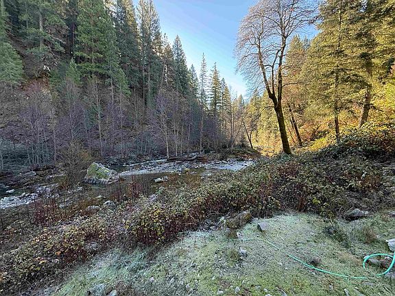 2nd image of 280 Gold Bluff Rd