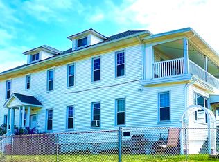 418 Laurelton Blvd, Long Beach, NY 11561