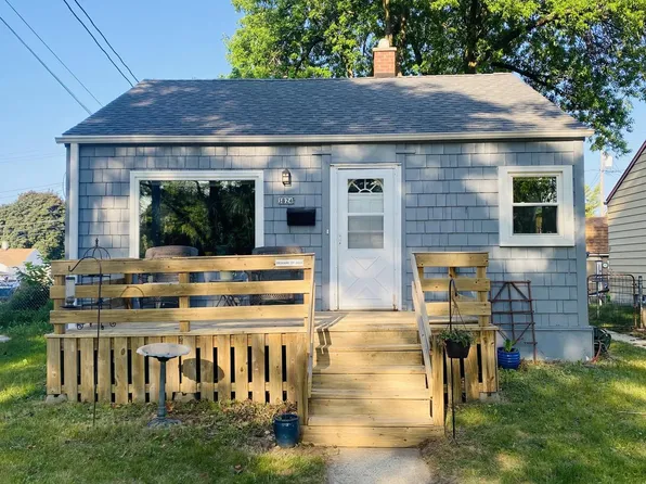 3824 South Pine AVENUE, Milwaukee, WI 53207