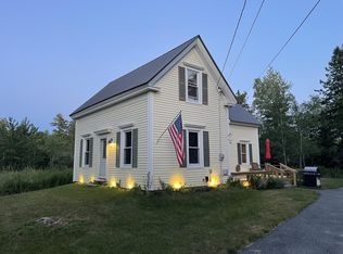 31 Cross Road, Hancock, ME 04640