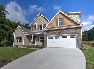 2 Duck Club Ct, Greensboro, NC 27410