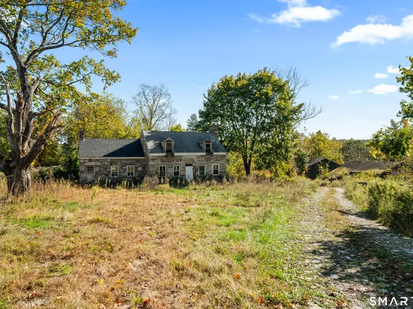 100 Hubbard Hill Road, Killingly, CT 06239