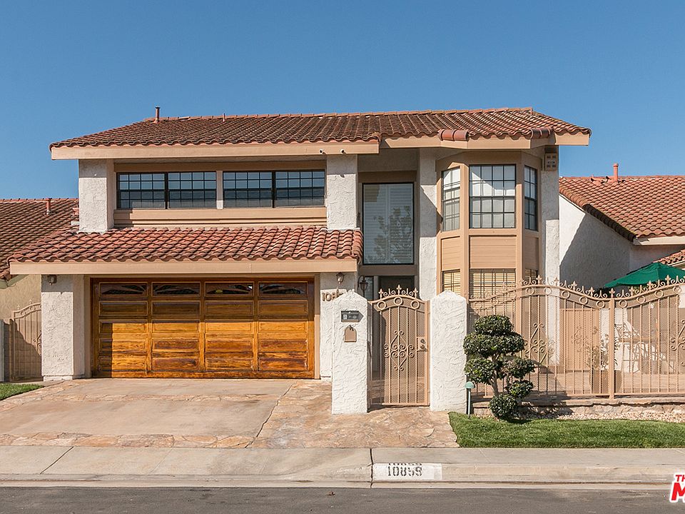 1st image of 10859 Garland Dr