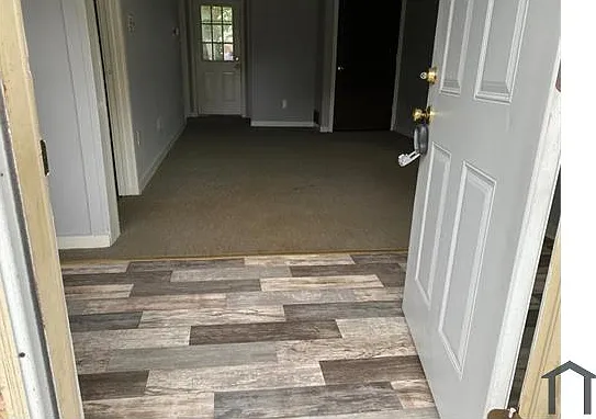3 bed, $1,100 — Photo 2