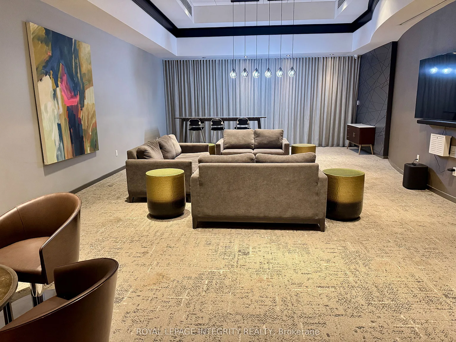 2 bed, $2,300 — Photo 2