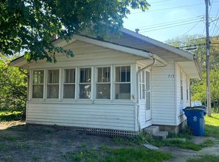 715 S Obispo St, Culver, IN 46511