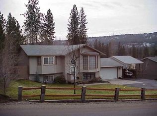 206 N Lemon Dr, Nine Mile Falls, WA 99026