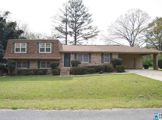 1424 Danbury Ln, Anniston, AL 36207