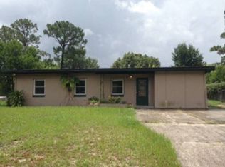 520 E 4th St, Chuluota, FL 32766