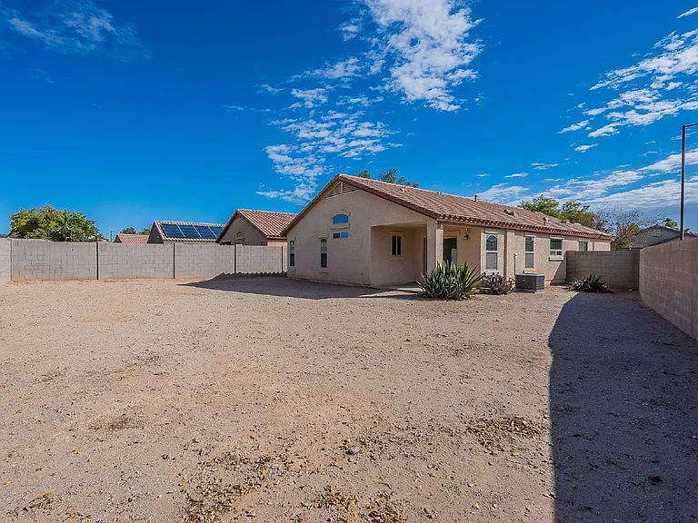 5054 S 235th Dr — Photo 37