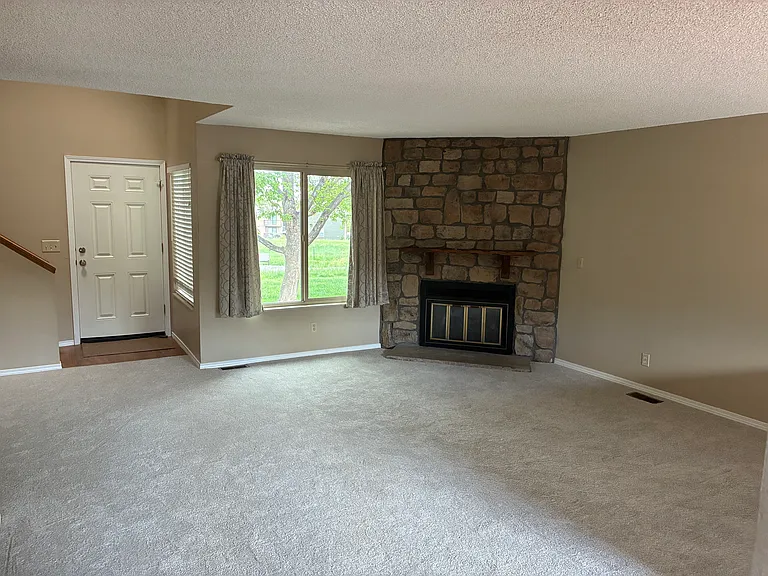 224 Wright St — Photo 15