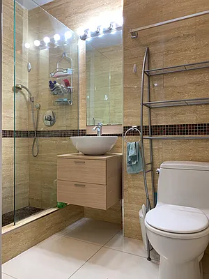 Sold by Azimuth Realty Corp | media 27