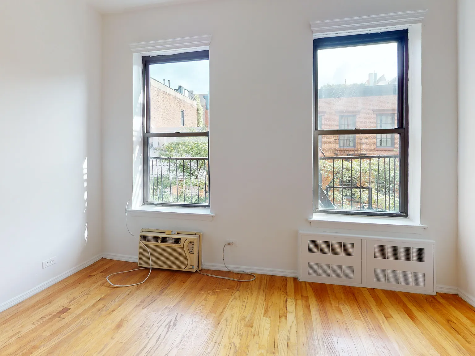 41 Bedford Street — Photo 4