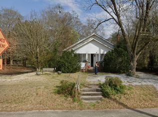 520 N Broad St, Clinton, SC 29325