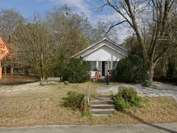 520 N Broad St, Clinton, SC 29325