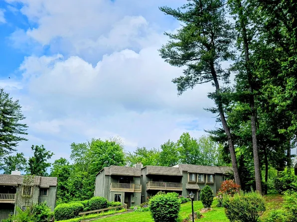 42 Village Road #42, Southington, CT 06489