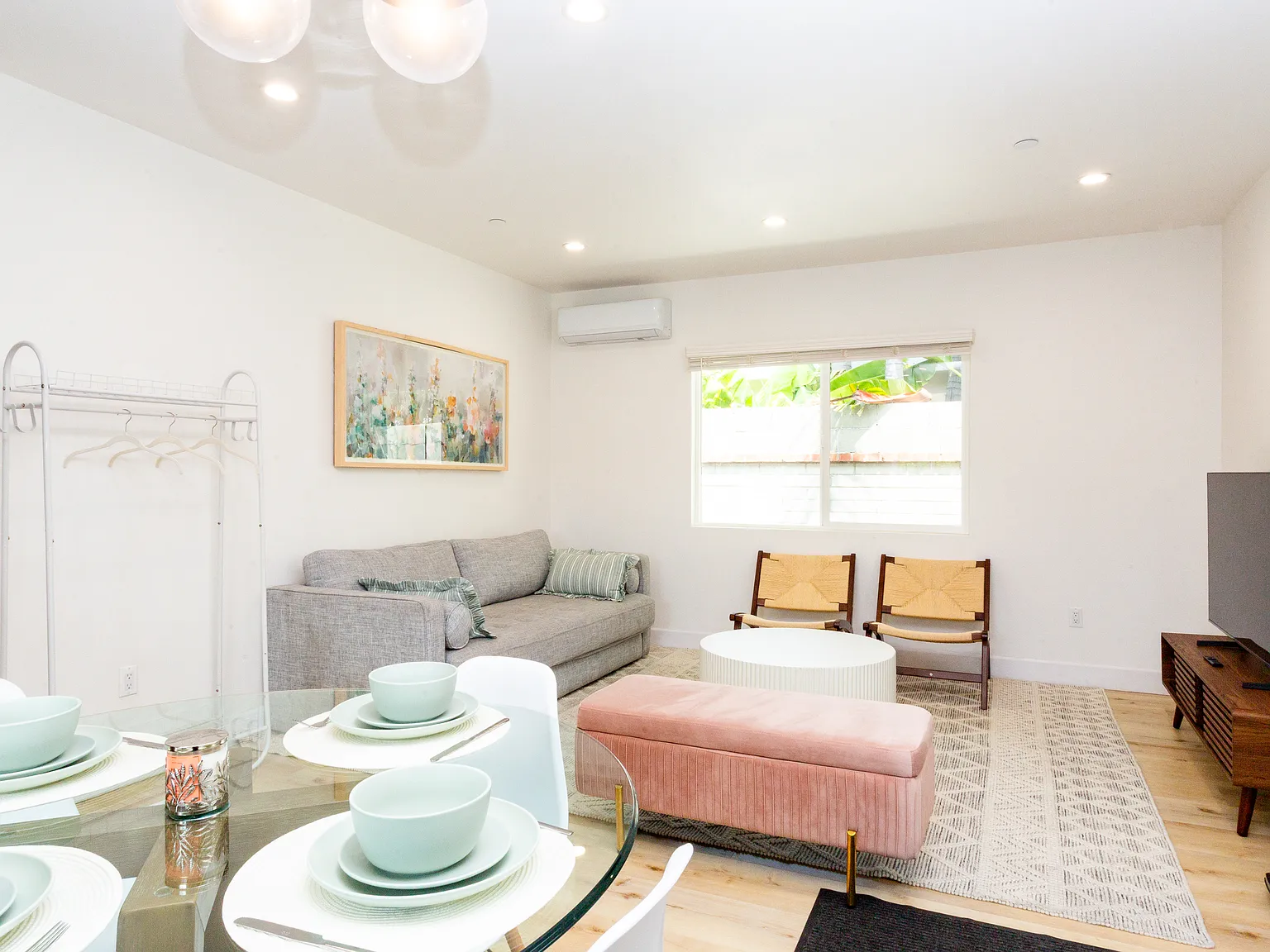 2619 W Norwood Pl — Photo 3