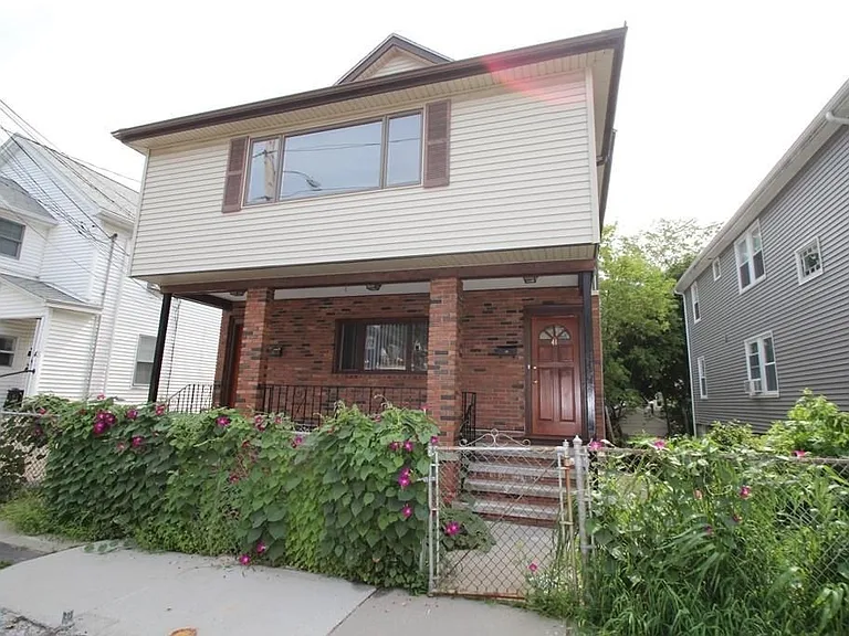 43 Chapman St #2 — Photo 1
