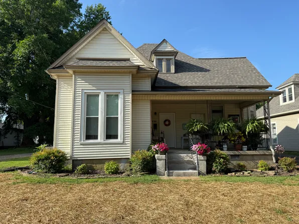 317 Thompson St #A, Paris, TN 38242