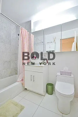 Rented by Bold New York | media 32